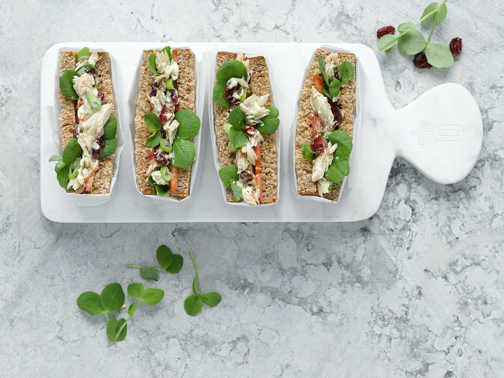 “Tuna-Style” Mackerel Salad Sandwich - King Oscar Global